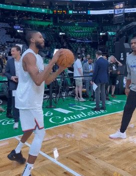 开云下载网址-揭幕战最大赢家是篮网？大桥改换投篮姿势丢失准星